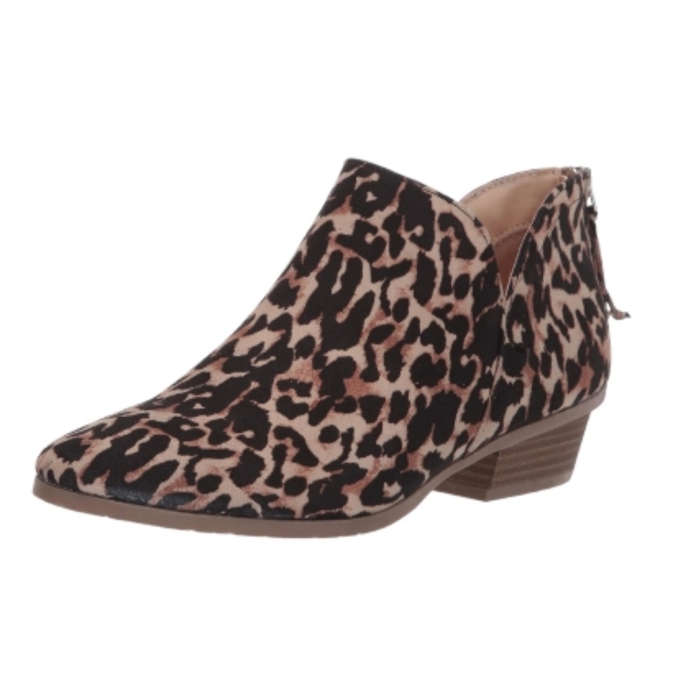 NIB Kenneth Cole REACTION Women's Side Way Ankle Boot Size 7.5